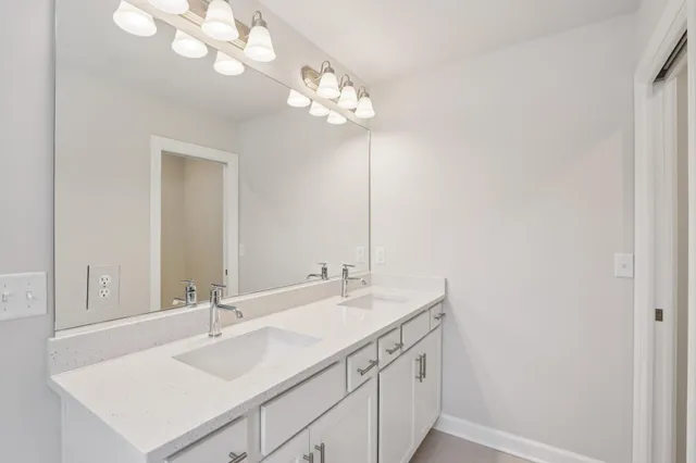 $599,555 | 1920 La Salle Street, Lake Geneva, WI 53147