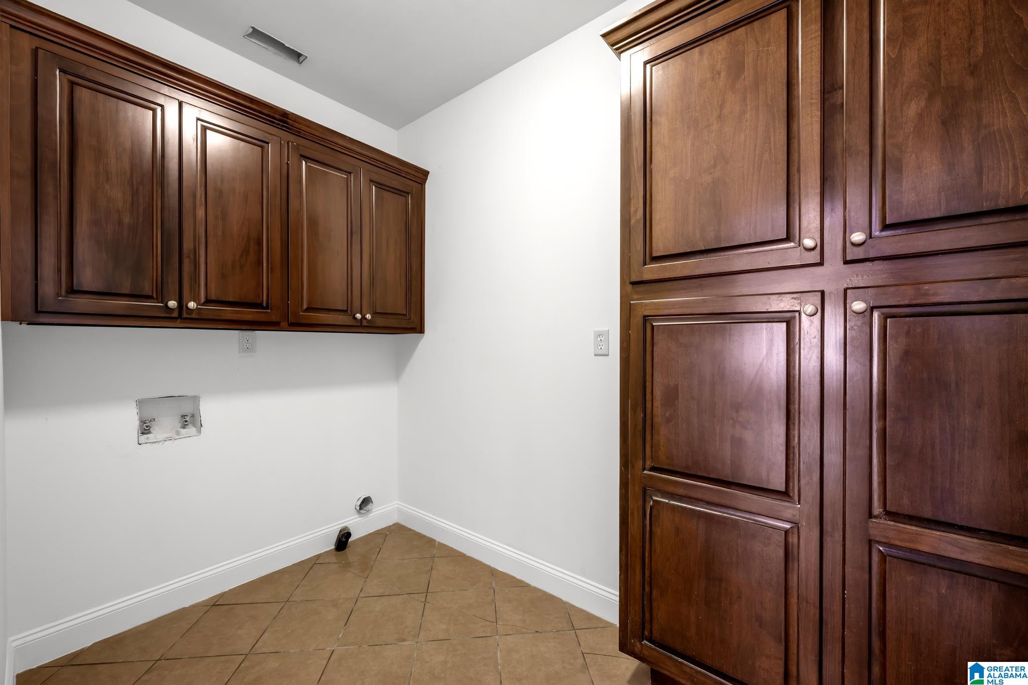 900 Park Avenue Oneonta, AL 35121 - Photo 22 of 31