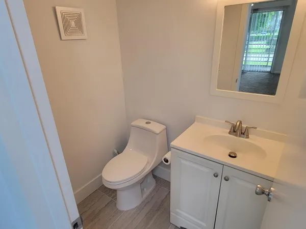 $143,000 | 613 Fanshaw North, Unit 613, Boca Raton, FL 33434