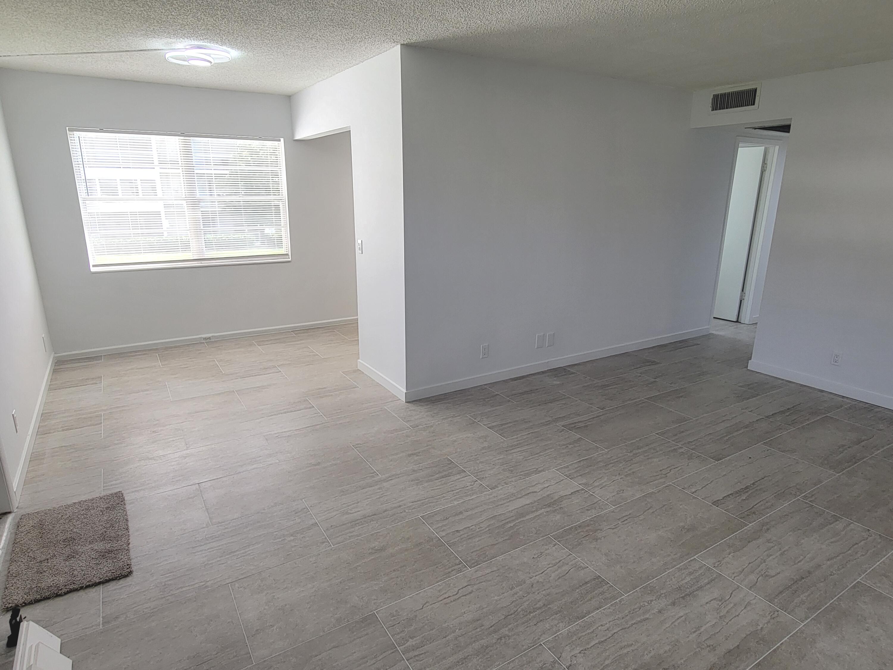 613 Fanshaw North, Unit 613 Boca Raton, FL 33434 - Photo 7 of 18 20260414_161557