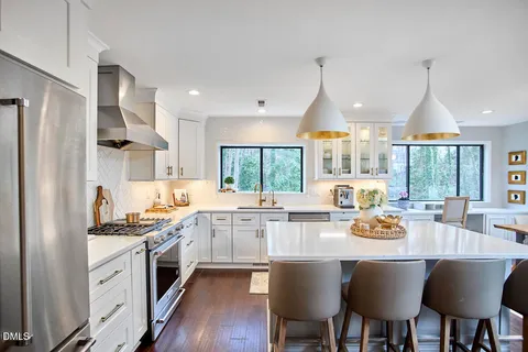 $1,050,000 | 2400 Rockridge Court, Raleigh, NC 27612