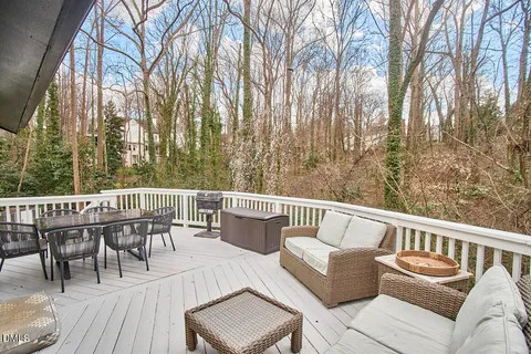 $1,050,000 | 2400 Rockridge Court, Raleigh, NC 27612
