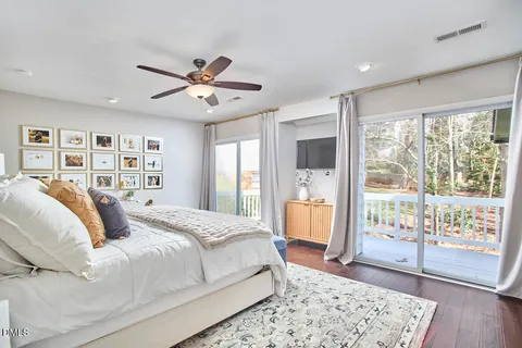 $1,050,000 | 2400 Rockridge Court, Raleigh, NC 27612