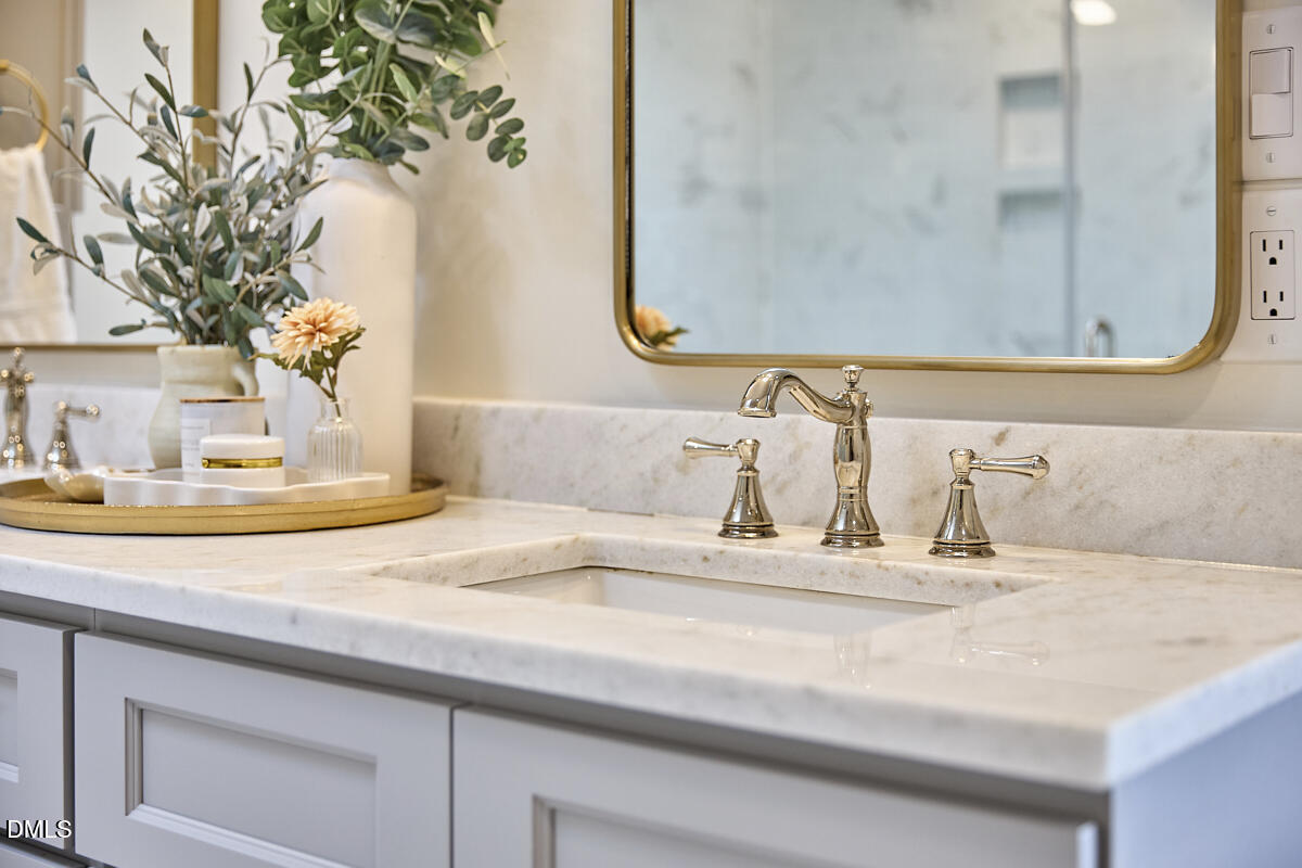 2400 Rockridge Court Raleigh, NC 27612 - Photo 31 of 50 079