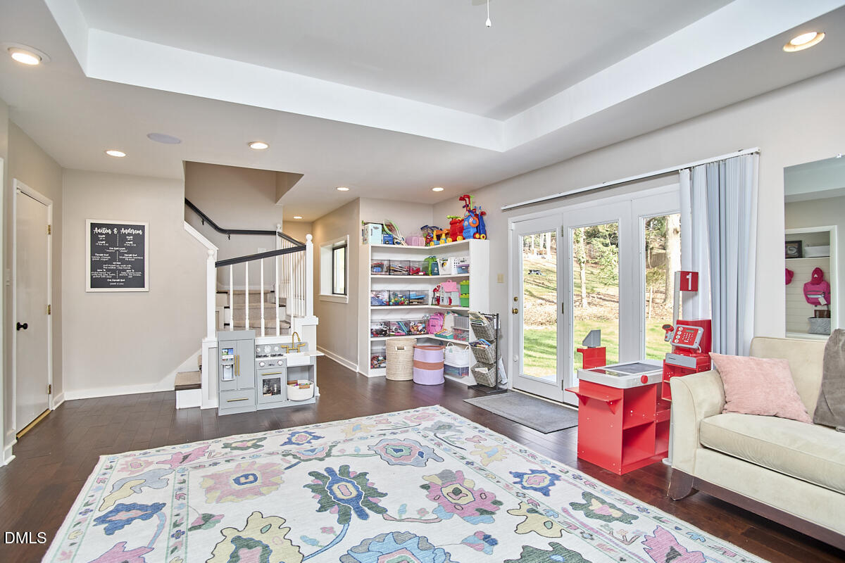 2400 Rockridge Court Raleigh, NC 27612 - Photo 37 of 50 054