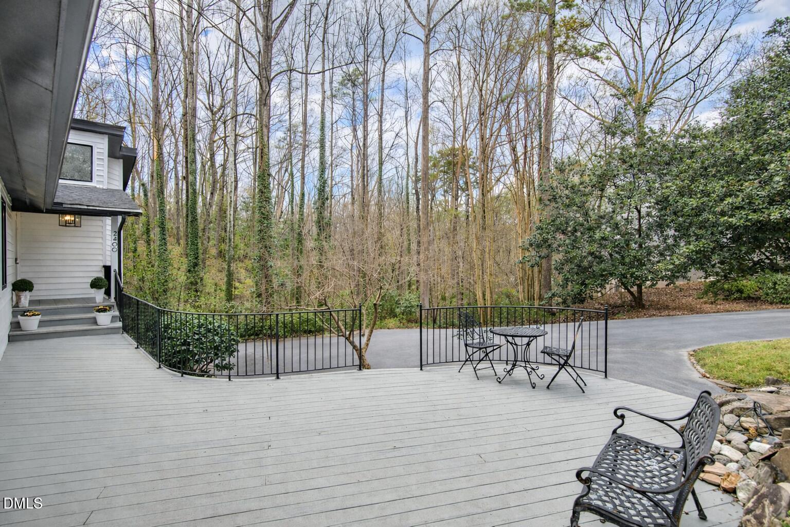 2400 Rockridge Court Raleigh, NC 27612 - Photo 3 of 50 AI Edited