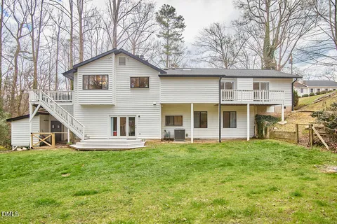 $1,050,000 | 2400 Rockridge Court, Raleigh, NC 27612