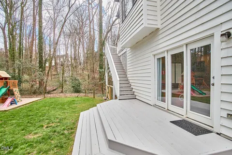 $1,050,000 | 2400 Rockridge Court, Raleigh, NC 27612