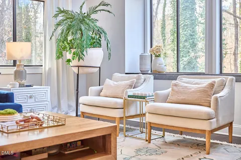 $1,050,000 | 2400 Rockridge Court, Raleigh, NC 27612