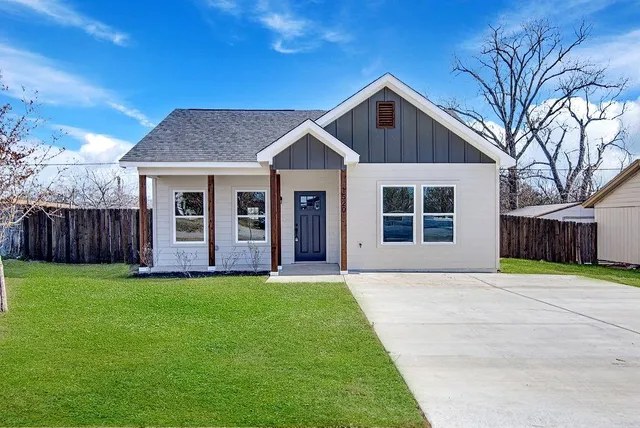 $254,000 | 1520 Whippoorwill Way, Azle, TX 76020