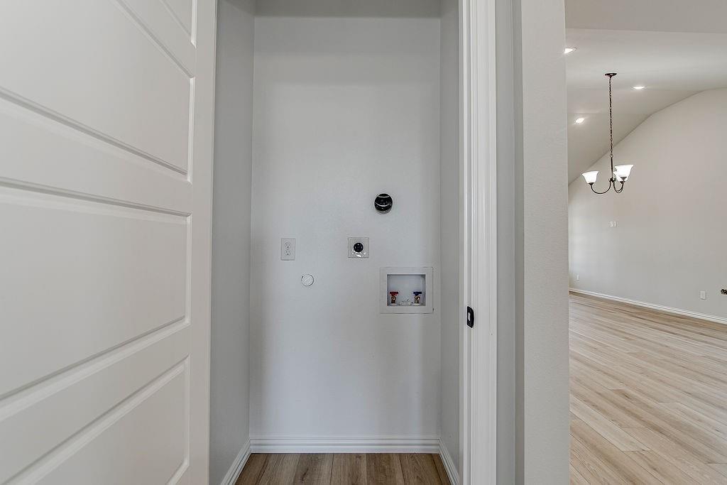 1520 Whippoorwill Way Azle, TX 76020 - Photo 14 of 25 a bathroom with a shower