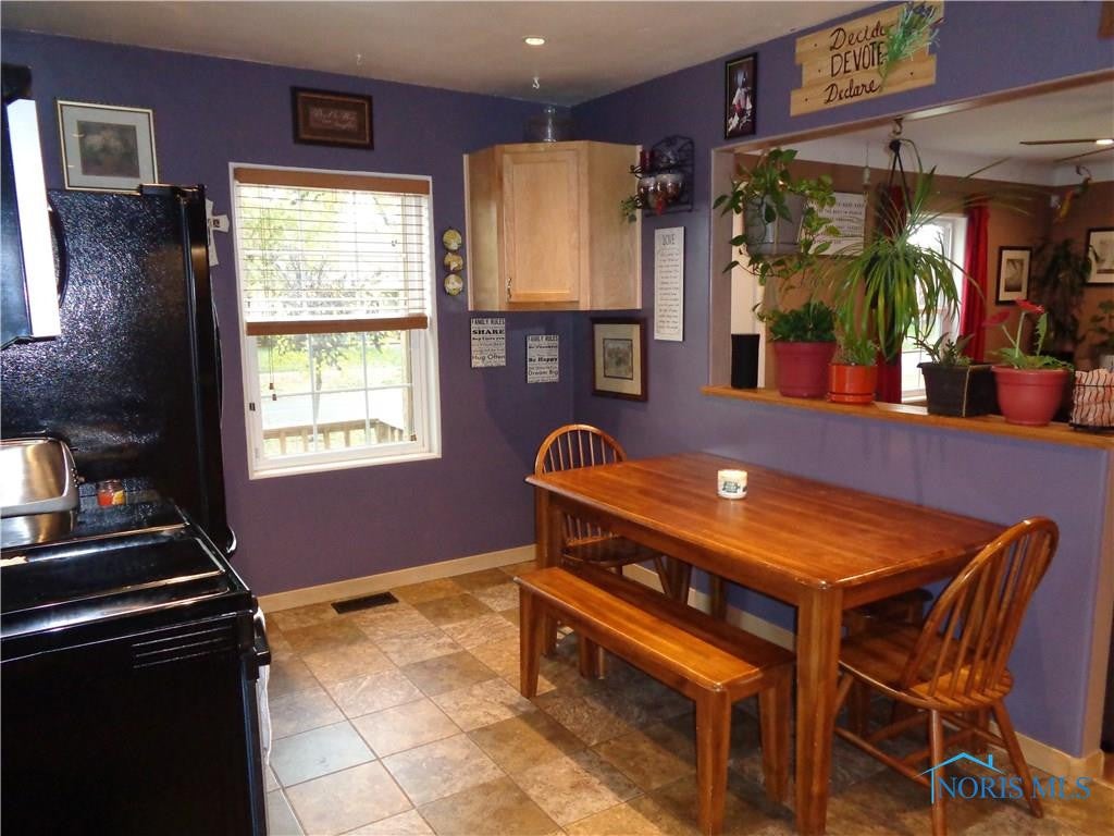 2659 Gracewood Road Toledo, OH 43613 - Photo 8 of 28 Gallery Image 8
