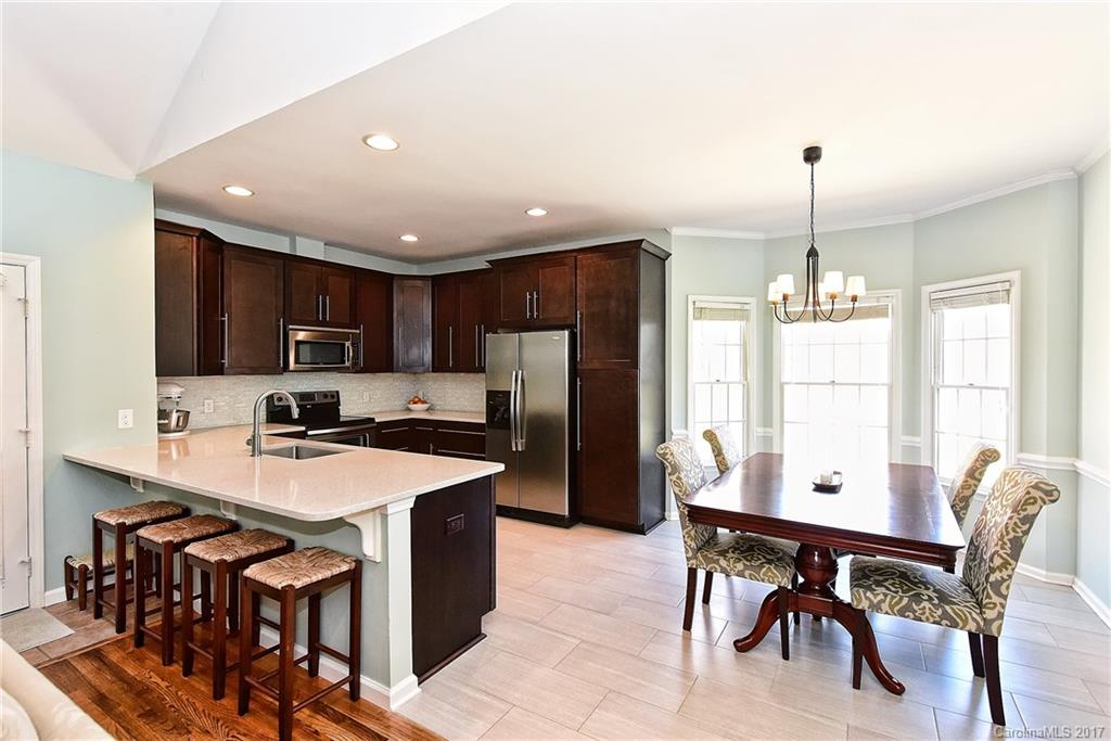 613 Beacon Knoll Lane Fort Mill, SC 29708 - Photo 6 of 24