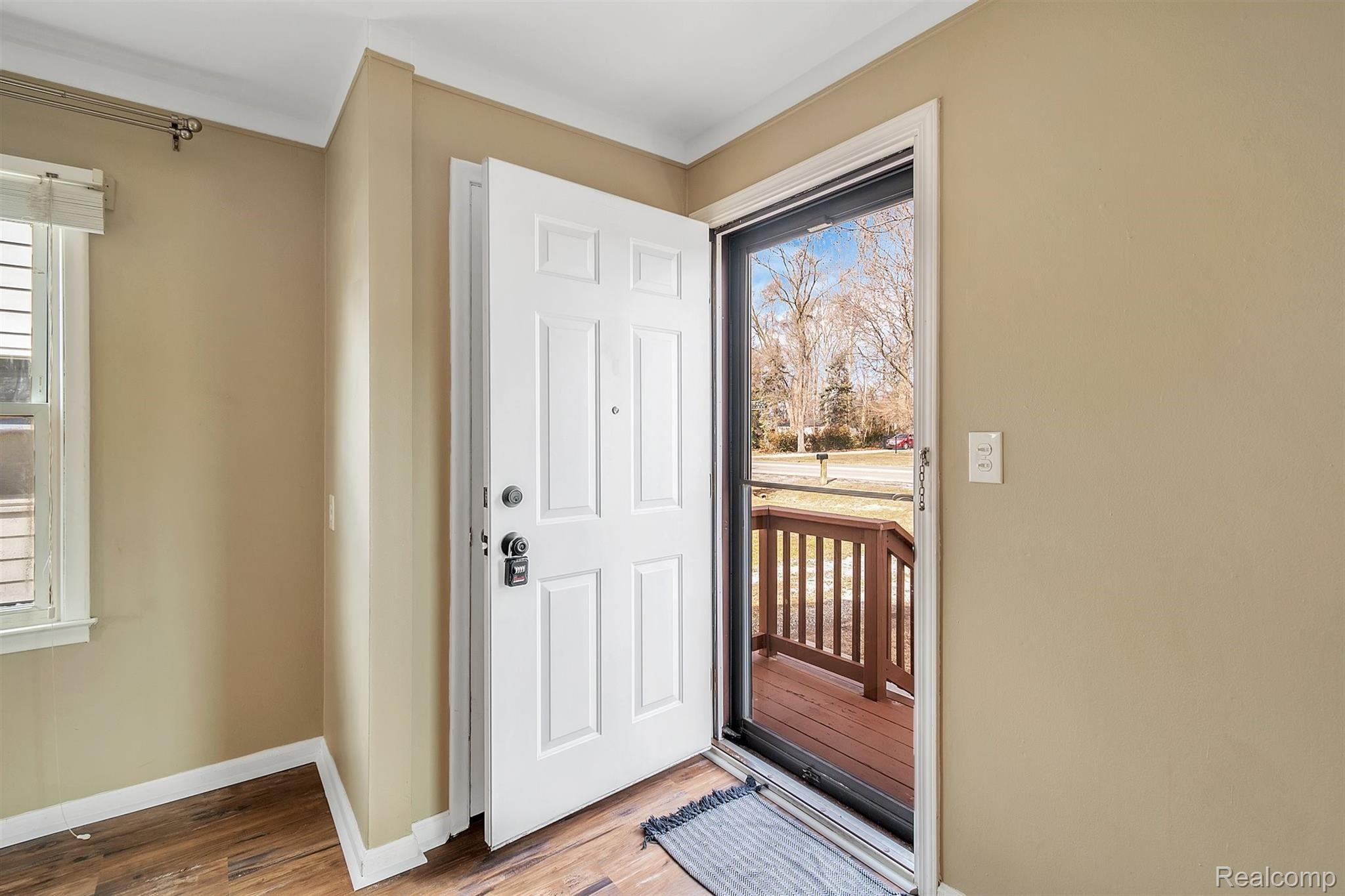 06-24119 Wick Rd-Windowstill Real Estate Photography-6.jpg