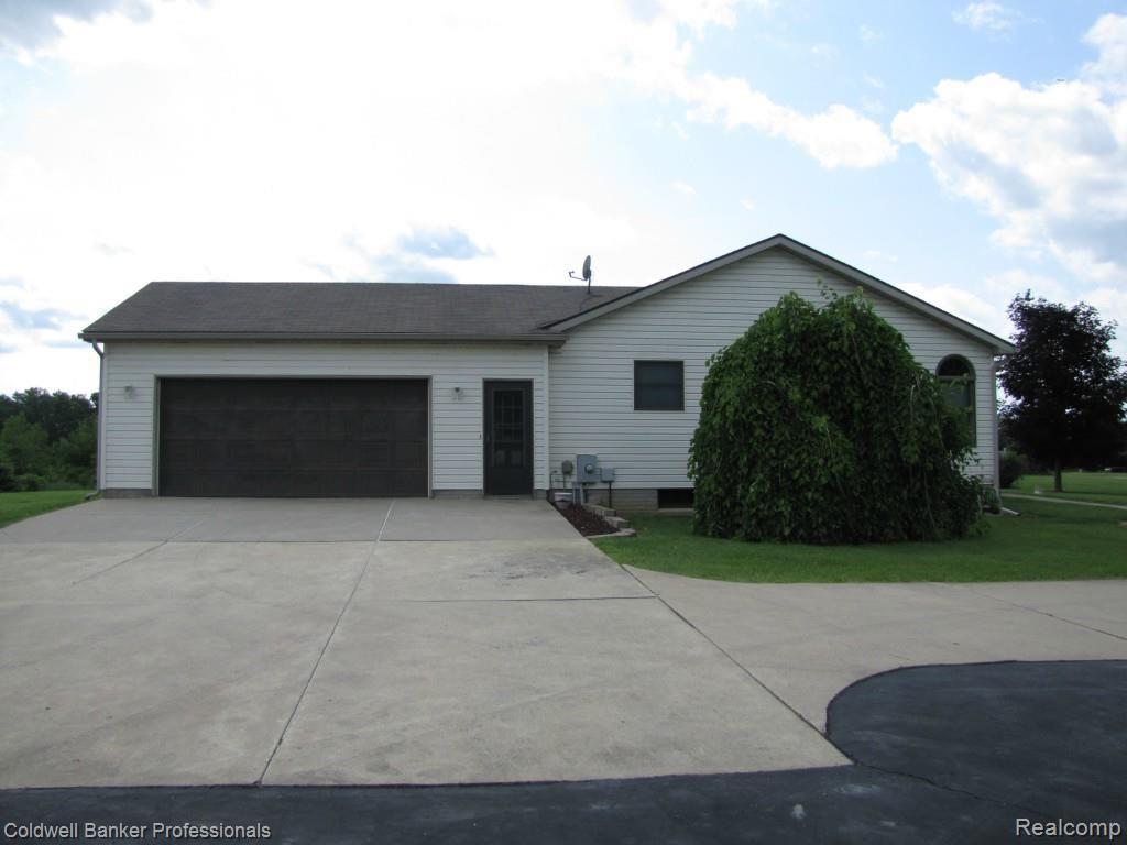 9135 Ray Road Gaines, MI 48436 - Photo 34 of 40
