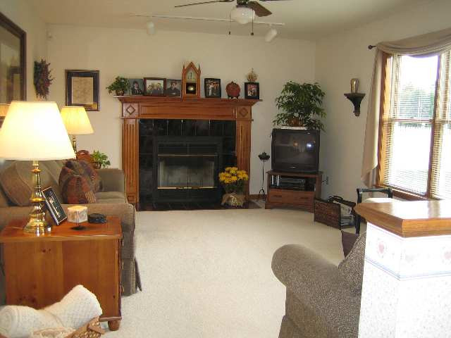 25 Mallard Road Bethlehem, NY 12077 - Photo 4 of 8 Photo 4