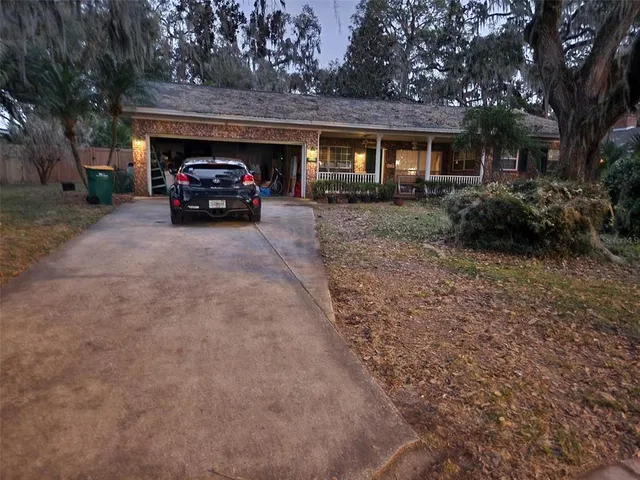 $330,000 | 1208 Lake Shore Boulevard, Tavares, FL 32778