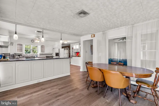 $450,000 | 19 Spruce Avenue, Bordentown, NJ 08505