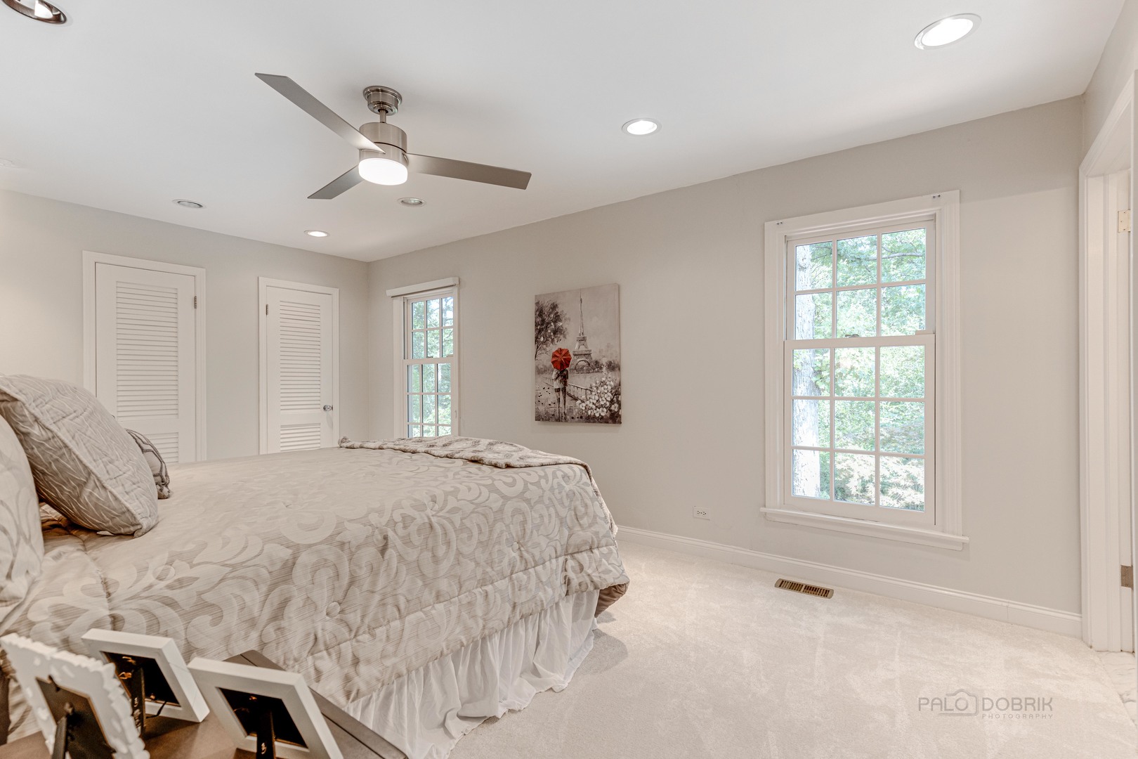 755 Smoke Tree Road Deerfield, IL 60015 - Photo 20 of 35 a bedroom with a bed and a window