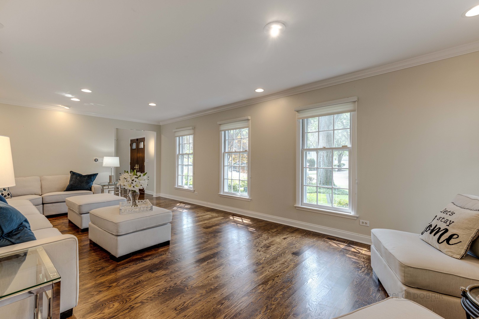 755 Smoke Tree Road Deerfield, IL 60015 - Photo 7 of 35 a living room with furniture and a window