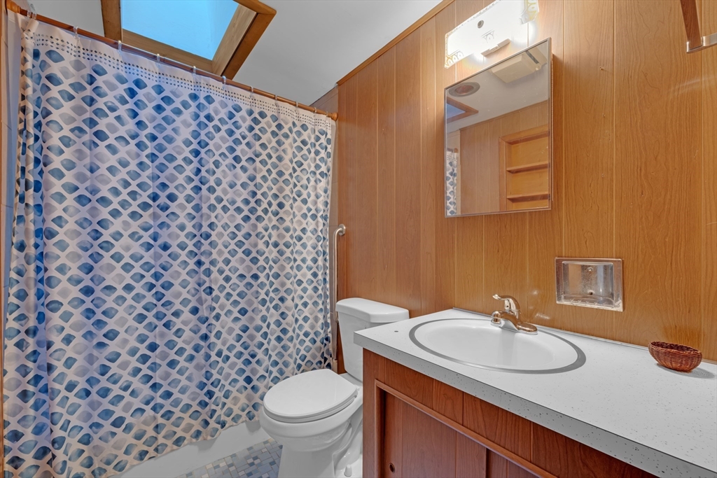 12 Roberts Park Road Holland, MA 01521 - Photo 11 of 24