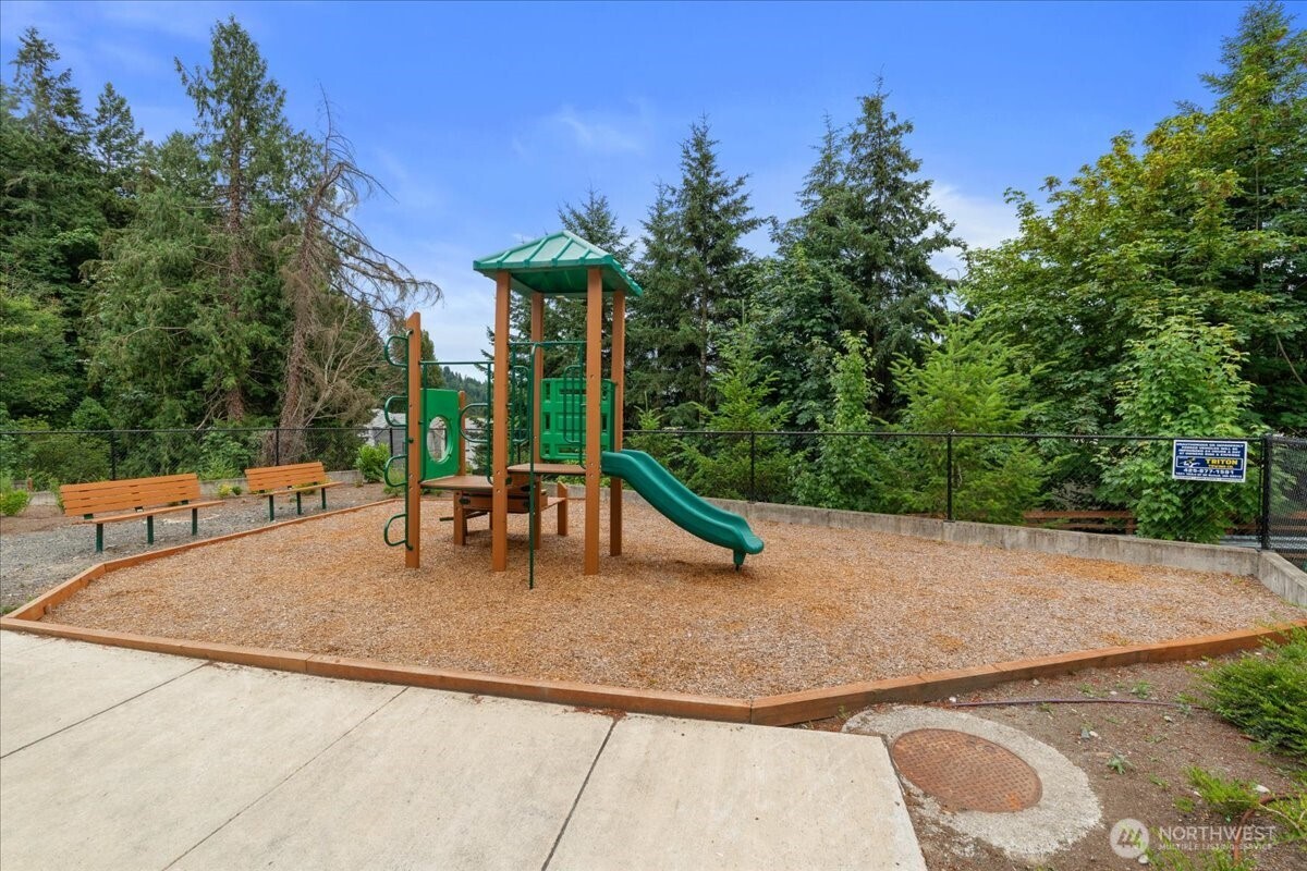 17335 90th Drive Northeast, Unit B Bothell, WA 98011 - Photo 38 of 39