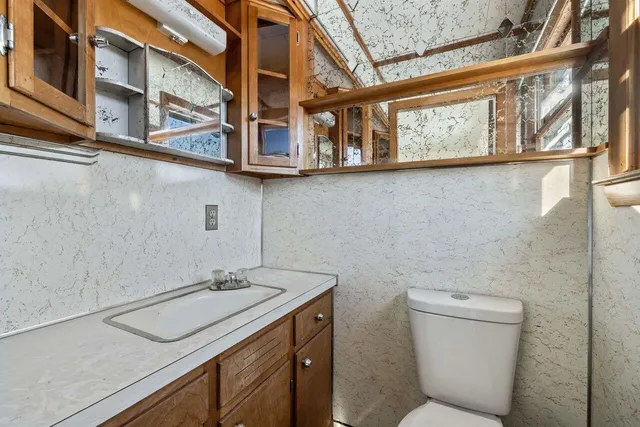 $300,000 | 448 North River Road, Auburn, ME 04210