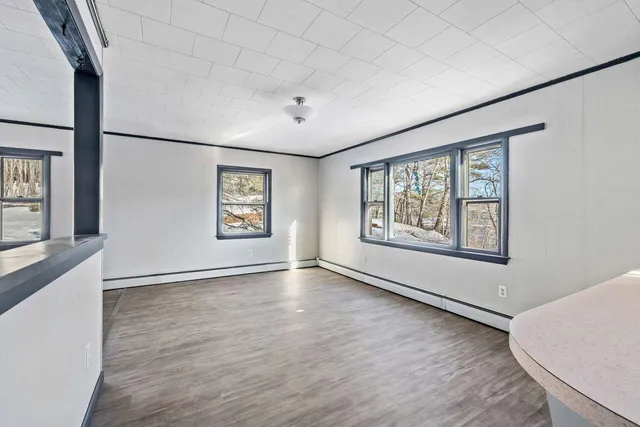 $300,000 | 448 North River Road, Auburn, ME 04210