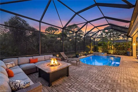 $1,125,000 | 347 Saddlebrook Lane, Naples, FL 34110