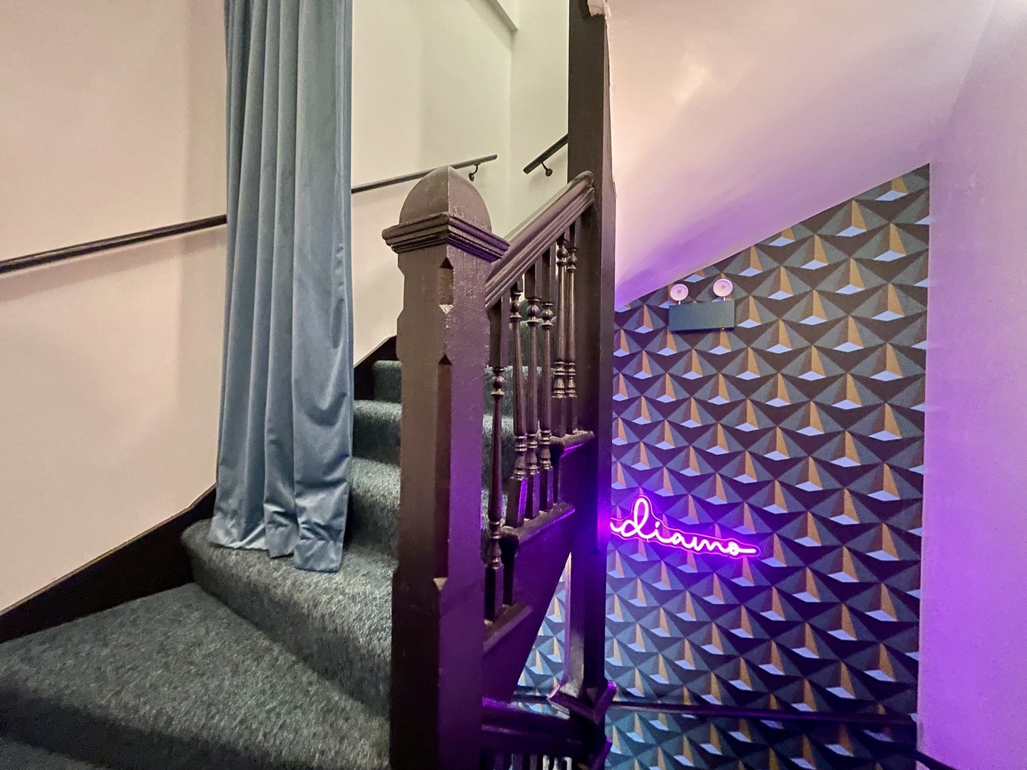 1746 West Division Street, Unit 3 Chicago, IL 60622 - Photo 5 of 20 a view of entryway