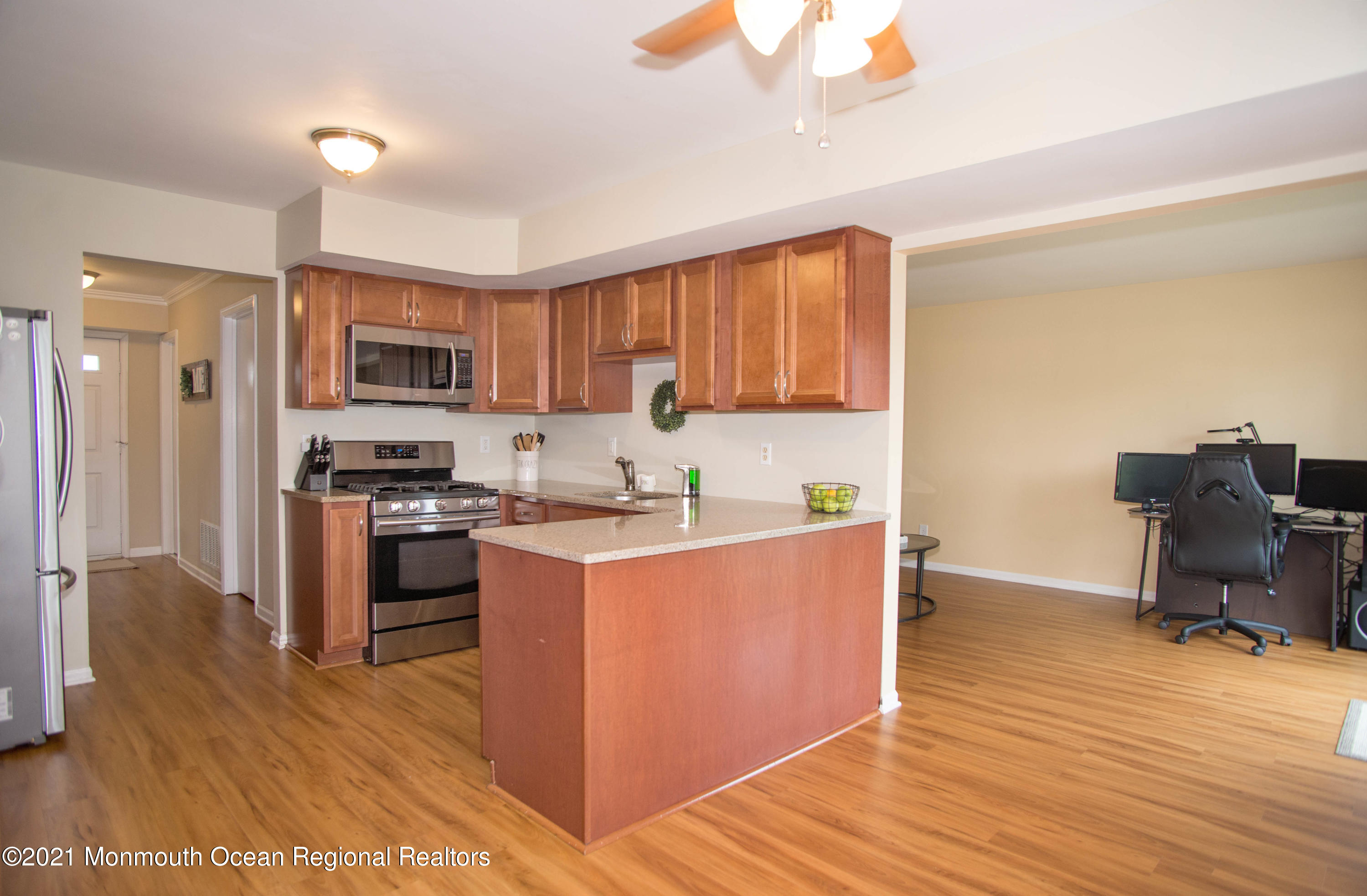 80 Starlight Road Howell, NJ 07731 - Photo 15 of 35 Kitchen