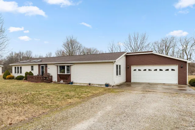 $225,000 | 1383 Buena Vista Road, Kendallville, IN 46755