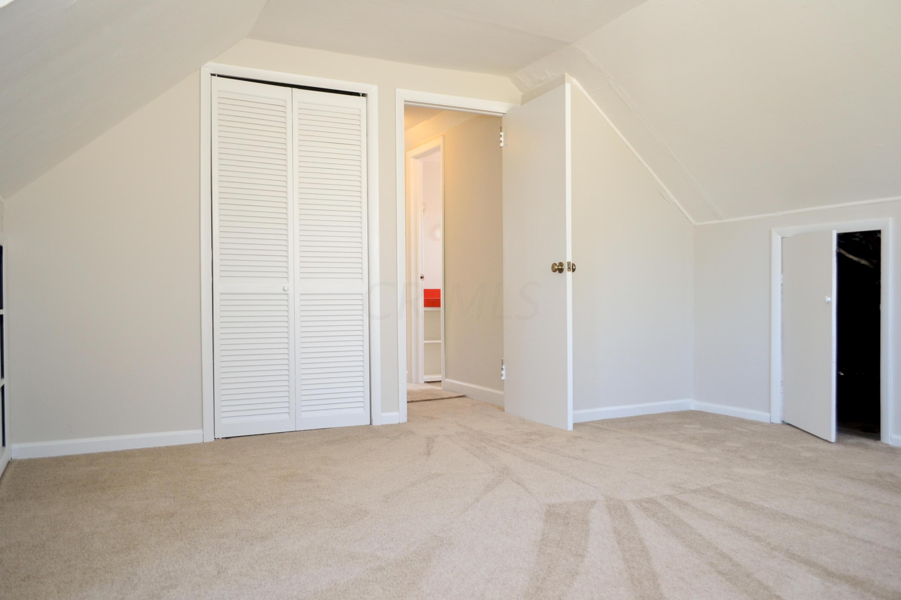 157 South Ashburton Road Columbus, OH 43213 - Photo 17 of 40 Gallery Image 17