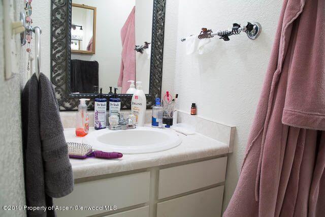 2425 West Avenue, Unit 2427 Rifle, CO 81650 - Photo 18 of 31 W-SiZ7RA