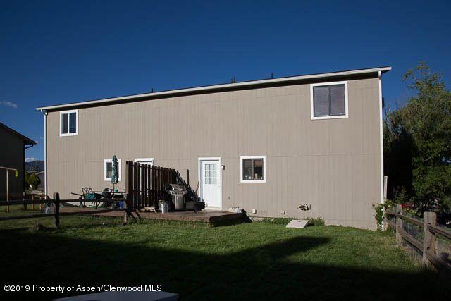 2425 West Avenue, Unit 2427 Rifle, CO 81650 - Photo 3 of 31 TKrvMQQc