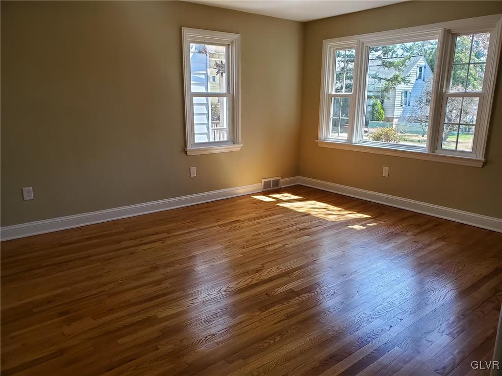 1114 Spring Street Bethlehem, PA 18018 - Photo 6 of 16 Gallery Image 6