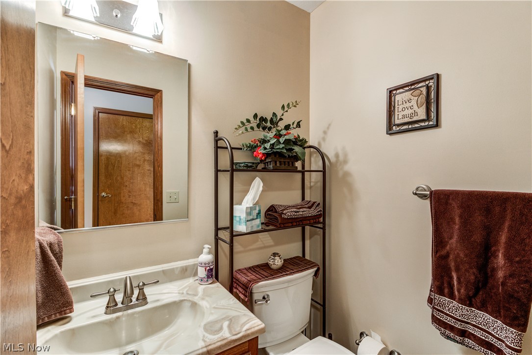 26298 Kennedy Ridge Road North Olmsted, OH 44070 - Photo 23 of 34 Gallery Image 23