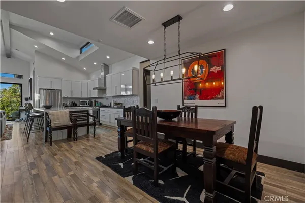 $1,575,000 | 17929 Martha Street, Encino, CA 91316