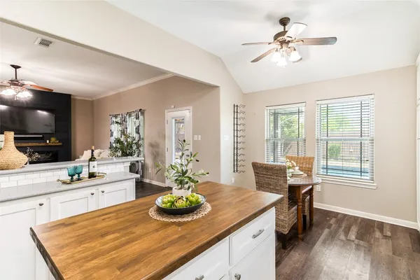 $369,999 | 144 Dove Trail, Richwood, TX 77531