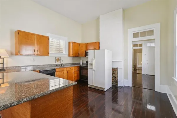 $310,000 | 527 South Galvez Street, New Orleans, LA 70119