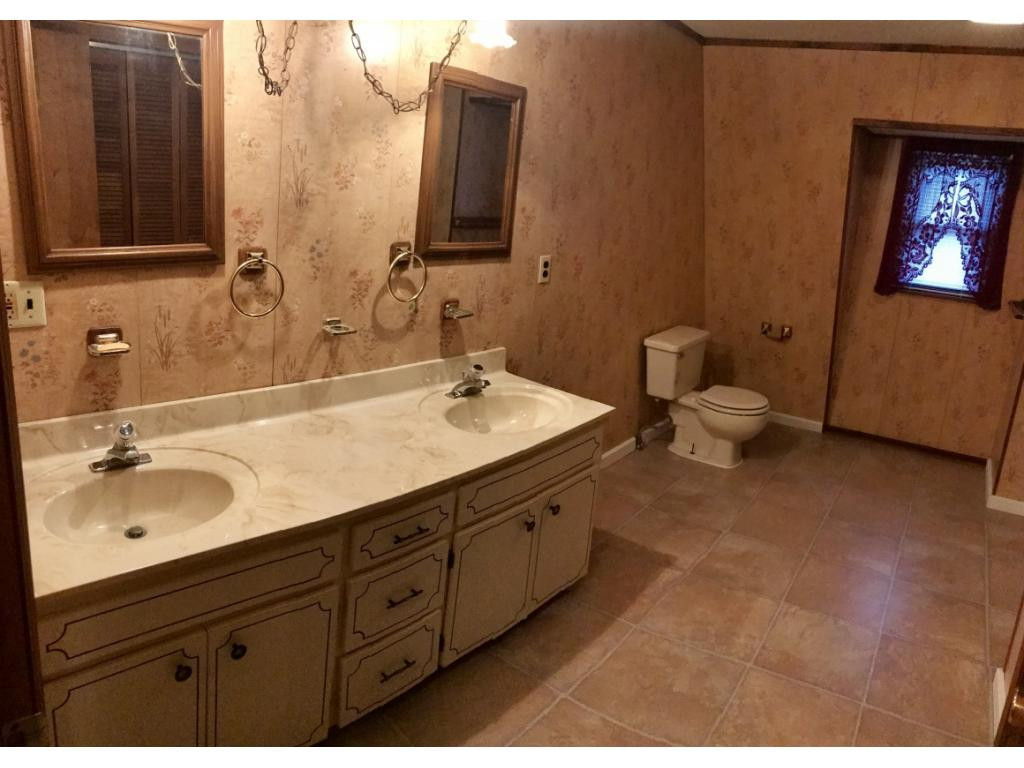 128 Winsor Road Erwin, TN 37650 - Photo 23 of 29 Photo 23