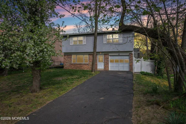 $999,999 | 22 Meadowbrook Avenue, Atlantic Highlands, NJ 07716