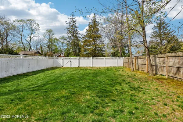 $999,999 | 22 Meadowbrook Avenue, Atlantic Highlands, NJ 07716