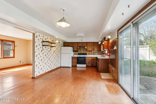 $999,999 | 22 Meadowbrook Avenue, Atlantic Highlands, NJ 07716