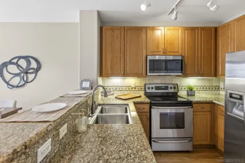$639,000 | 1601 India Street, Unit 509, San Diego, CA 92101