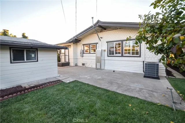 $1,169,900 | 748 North Kenmore Avenue, Los Angeles, CA 90029