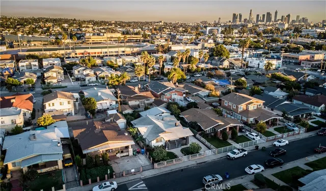 $1,169,900 | 748 North Kenmore Avenue, Los Angeles, CA 90029