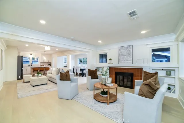 $1,169,900 | 748 North Kenmore Avenue, Los Angeles, CA 90029