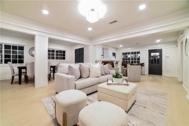 $1,169,900 | 748 North Kenmore Avenue, Los Angeles, CA 90029