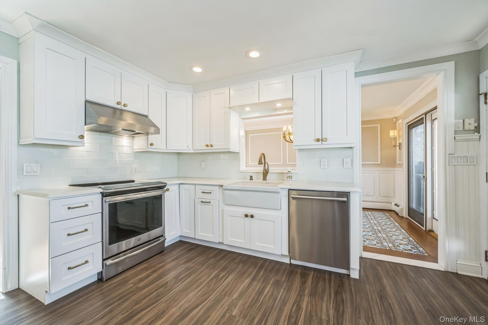 3 Glen Way Cold Spring Harbor, NY 11724 - Photo 14 of 34